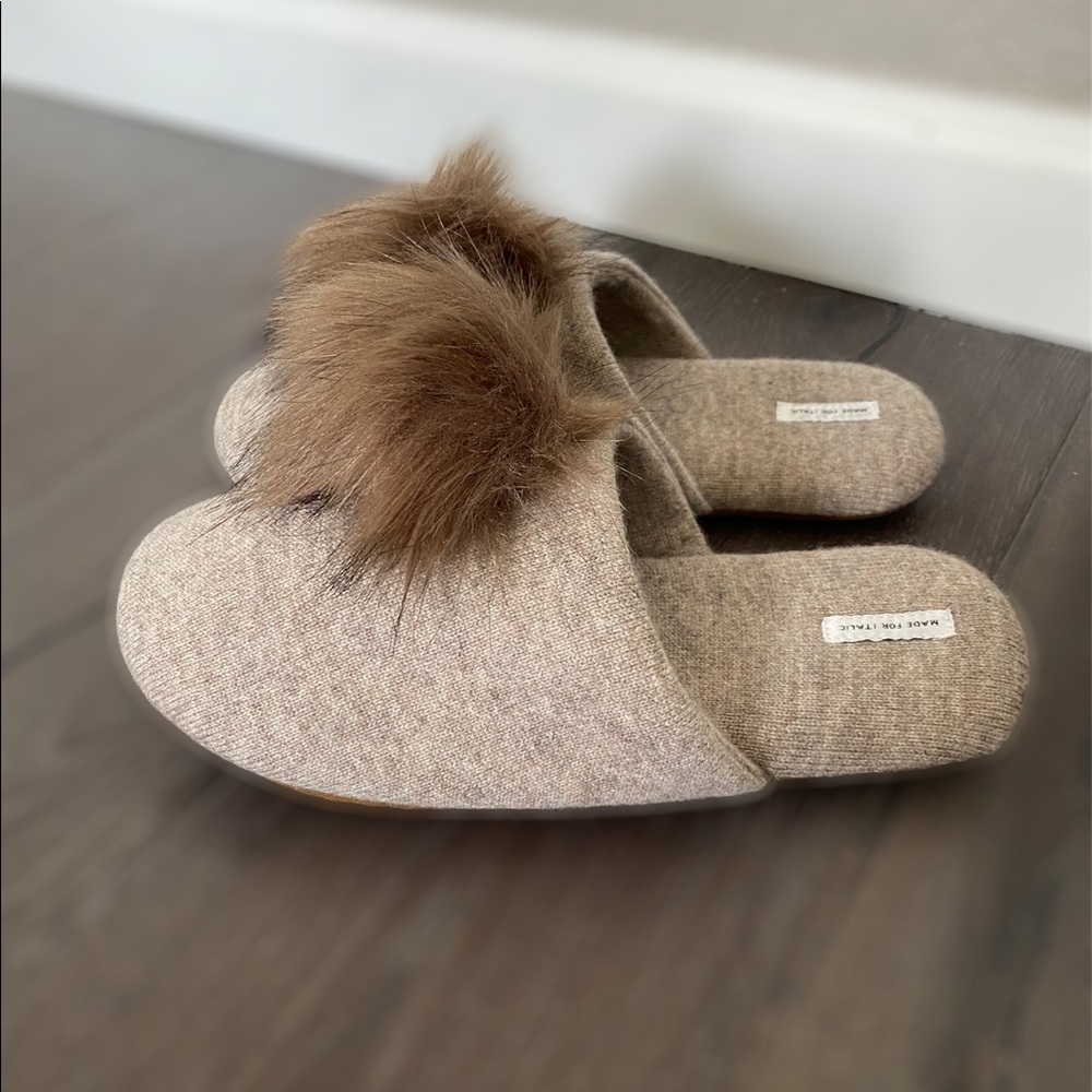 Italic Cashmere Slippers (New and never used)